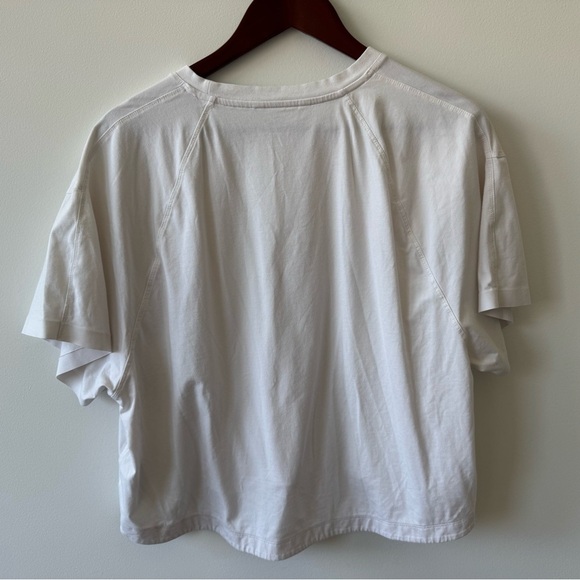 Athleta Cropped Tee Size XL - Picture 2 of 2